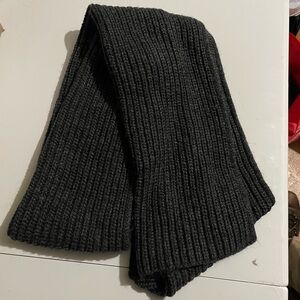 H&M Men's Charcoal Ribbed Scarf